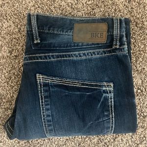 Men’s Buckle Jeans